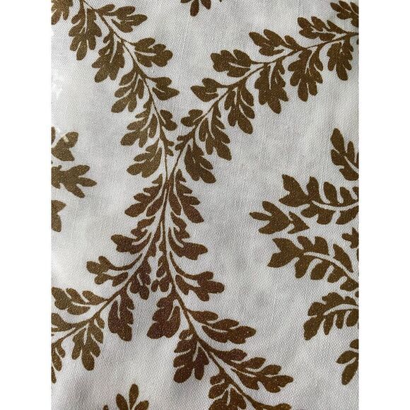Martha Stewart Oval Golden Garland Table Cloth-Throw - Picture 3 of 5